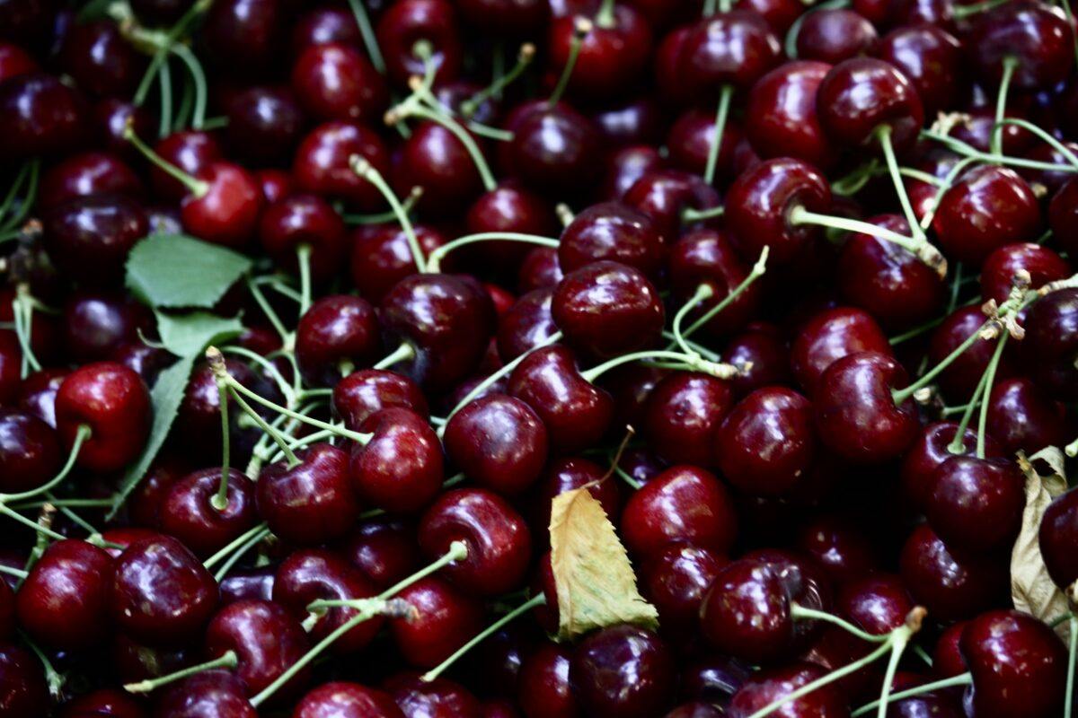 Such beautiful cherries also provide health benefits!